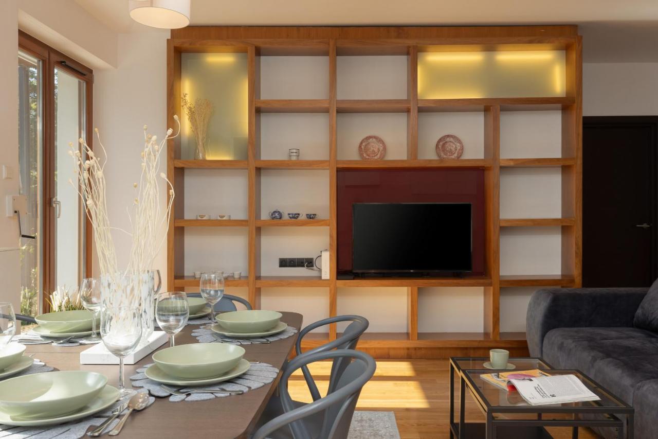 Old Mokotow Spacious Two-Bedroom Apartment By Noclegi Renters Варшава Екстер'єр фото